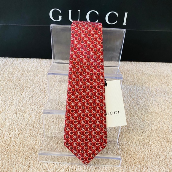 Gucci Other - Brand new Gucci classic tie